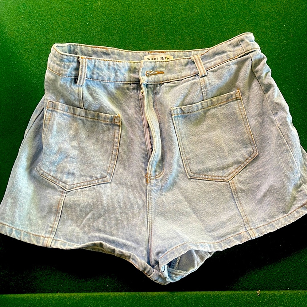 Wild Honey High-waisted Woman’s Shirts. Light washed Jean. Size Medium